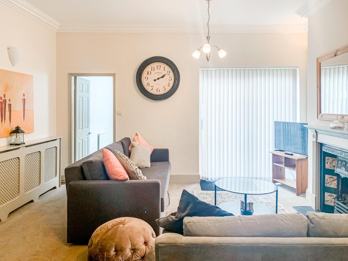 The Vines - Stunning Period Home With Free Parking York Exterior photo